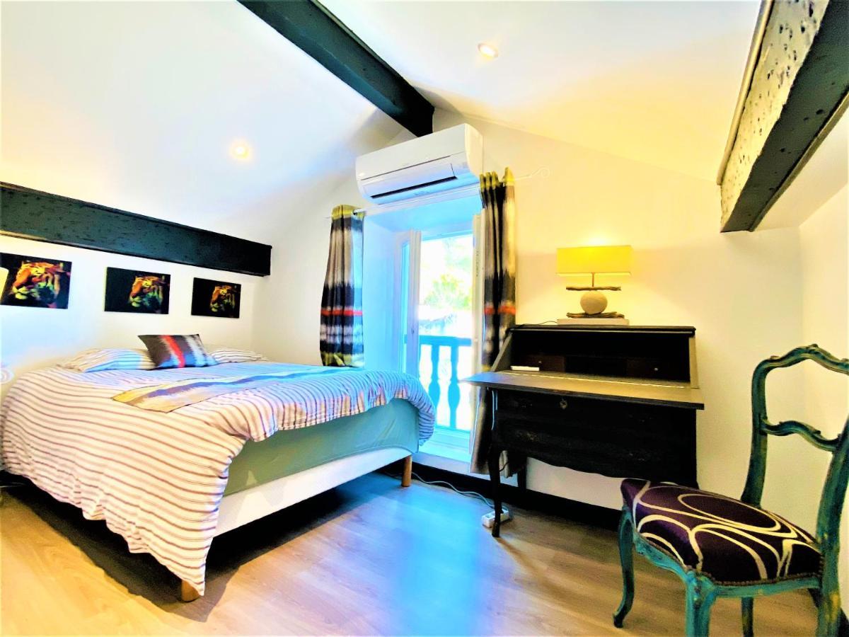 Villa Marseille-au-bord-de-l'eau Extérieur photo